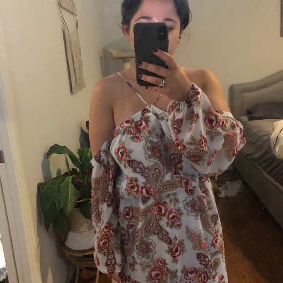 Wayf Liberty floral off the shoulder dress - Picture 7 of 8